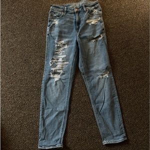 American eagle distressed jeans